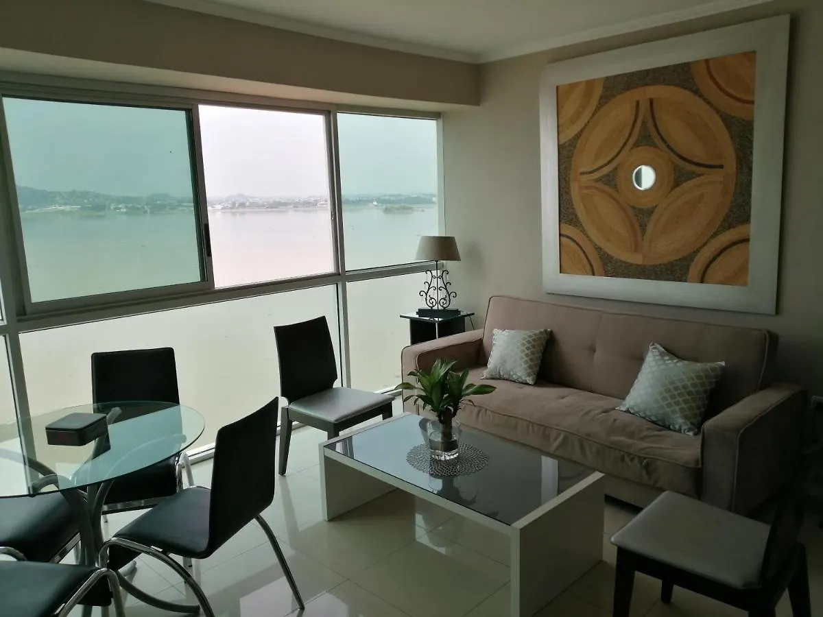 Διαμέρισμα River View Suites Γκουαγιακίλ