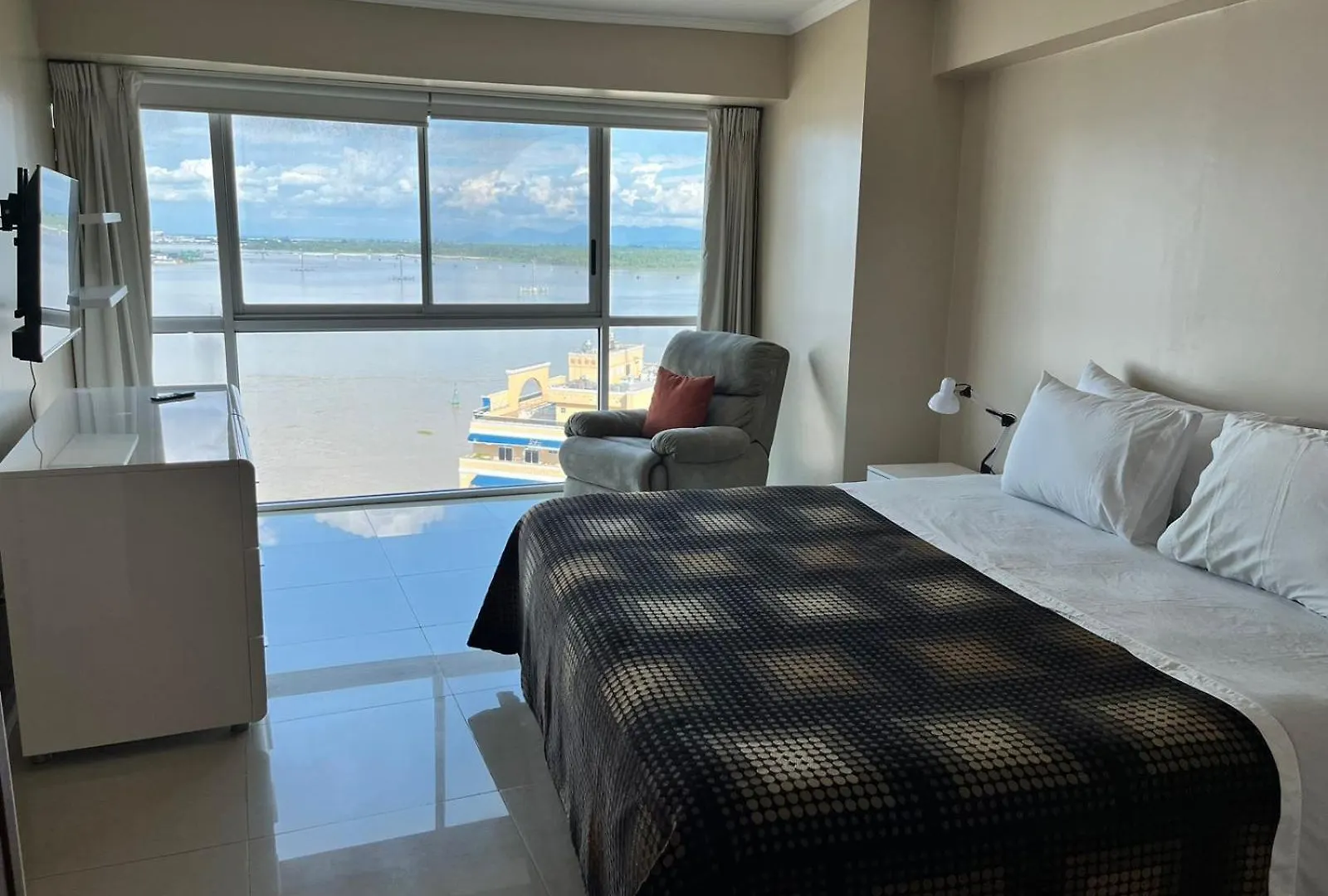 River View Suites Γκουαγιακίλ Ισημερινός